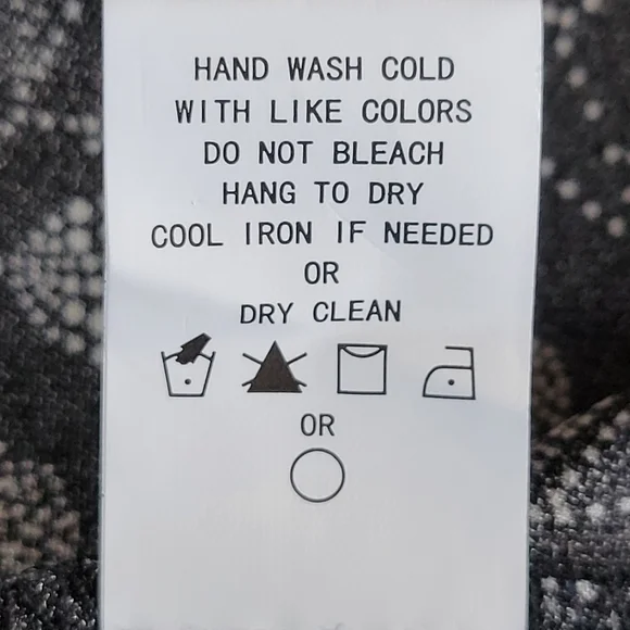 🌟 NWT MELLODAY Black/White Floral Blouse MockNeck Big Shoulders PuffSleeve Sz L - Picture 10 of 11